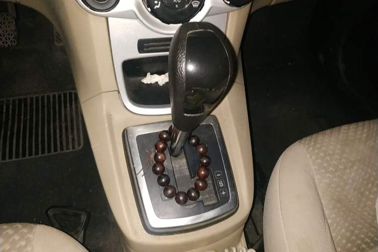 Used Ford Fiesta 2009 Hatchback 1.5L Automatic Fashion Edition Gear Lever