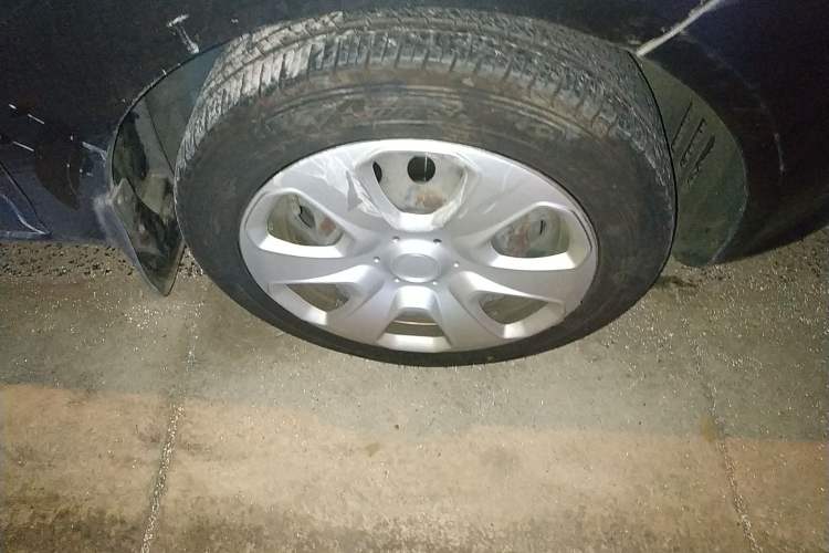 Used Ford Fiesta 2009 Hatchback 1.5L Automatic Fashion Edition Right Front Wheel Hub