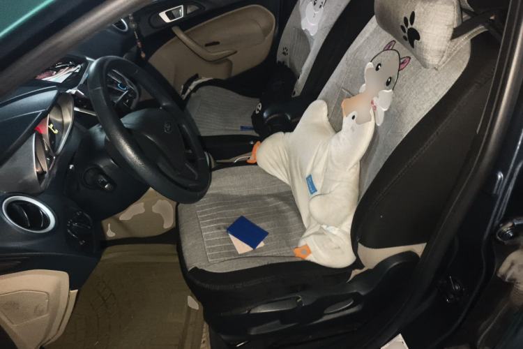 Used Ford Fiesta 2009 Sedan 1.5L Automatic Fashion Edition Left Front Seat