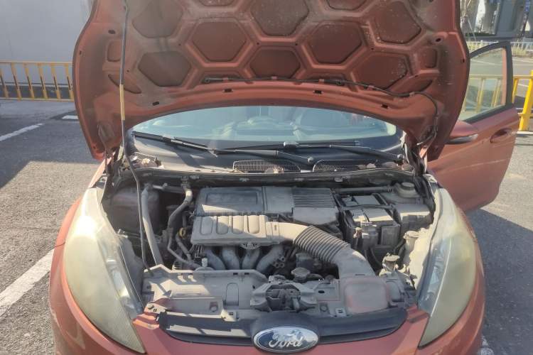 Used Ford Fiesta 2009 Hatchback 1.5L Automatic Fashion Edition Engine Bay