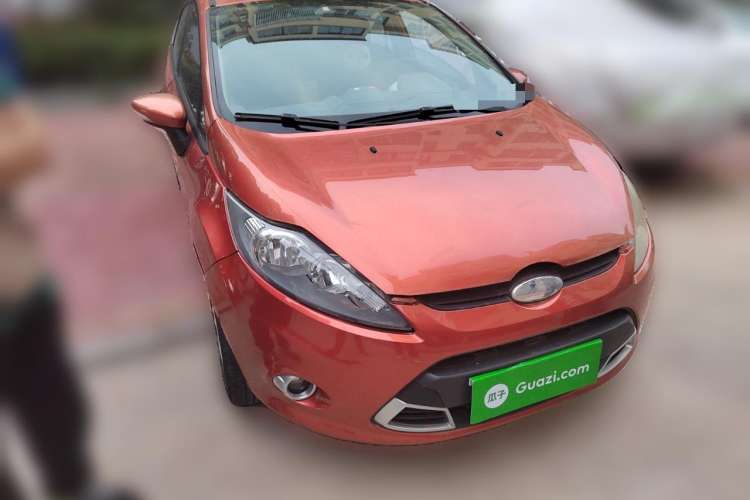Used Ford Fiesta 2009 Hatchback 1.5L Automatic Sport Model Front Right 45 Deg