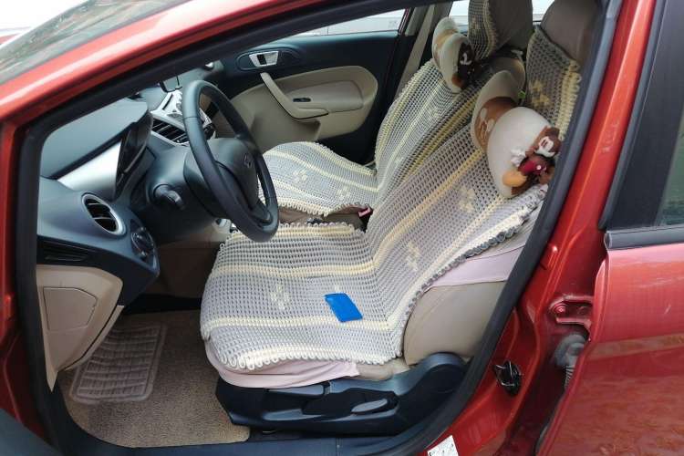 Used Ford Fiesta 2009 Hatchback 1.5L Automatic Fashion Edition Left Front Seat