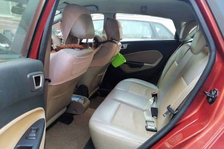 Used Ford Fiesta 2009 Hatchback 1.5L Automatic Fashion Edition Left Rear Seat