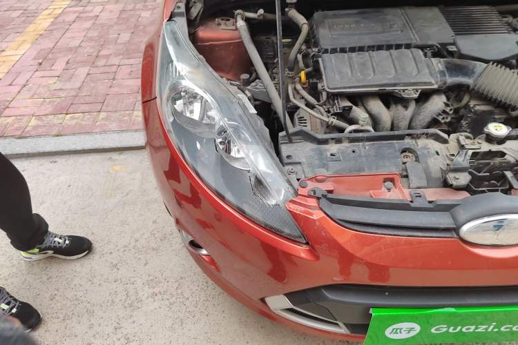 Used Ford Fiesta 2009 Hatchback 1.5L Automatic Sport Model Right Front Headlight