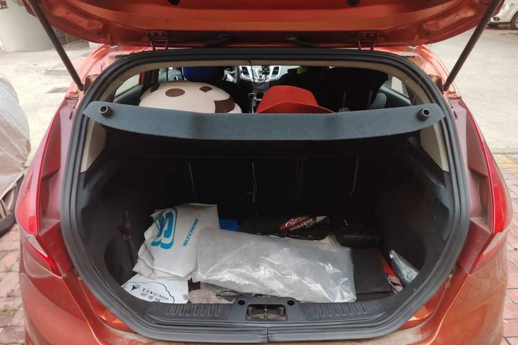Used Ford Fiesta 2009 Hatchback 1.5L Automatic Sport Model Trunk
