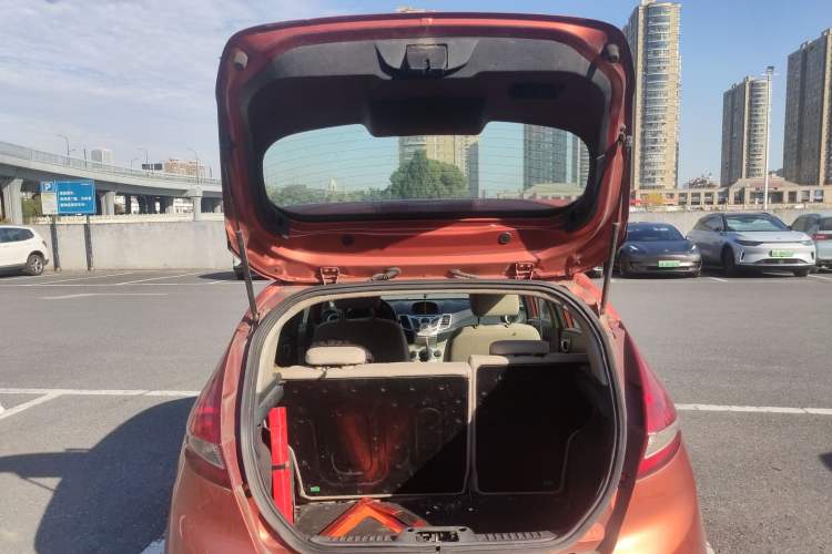 Used Ford Fiesta 2009 Hatchback 1.5L Automatic Fashion Edition Trunk
