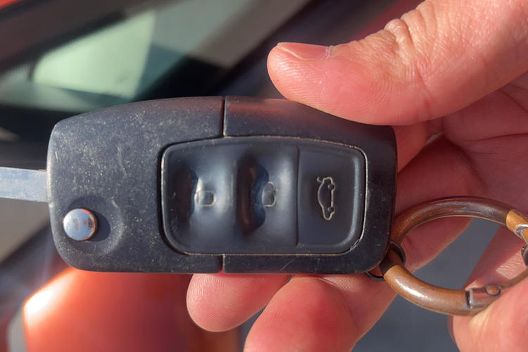 Used Ford Fiesta 2009 Hatchback 1.5L Automatic Fashion Edition Vehicle Key