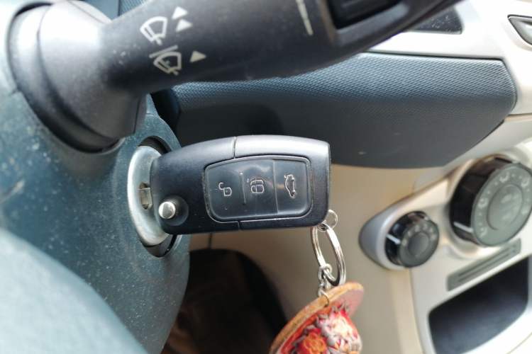 Used Ford Fiesta 2009 Hatchback 1.5L Automatic Fashion Edition Vehicle Key
