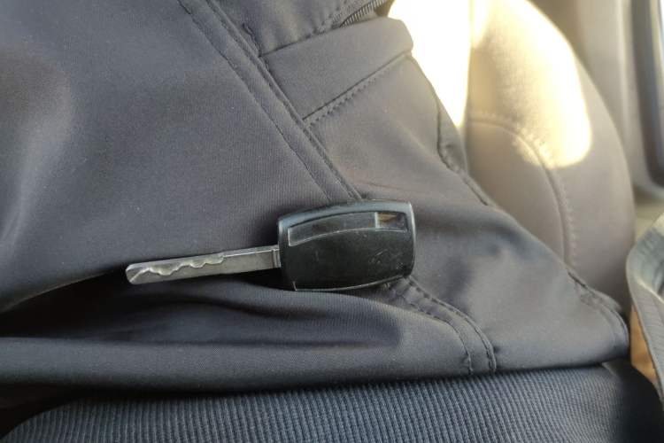 Used Ford Fiesta 2009 Hatchback 1.5L Automatic Fashion Edition Vehicle Key