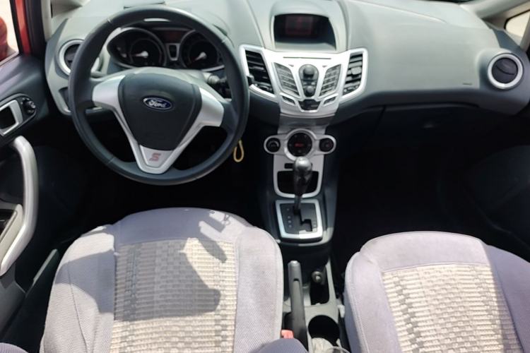 Used Ford Fiesta 2009 Hatchback 1.5L Automatic Sport Model Center Console