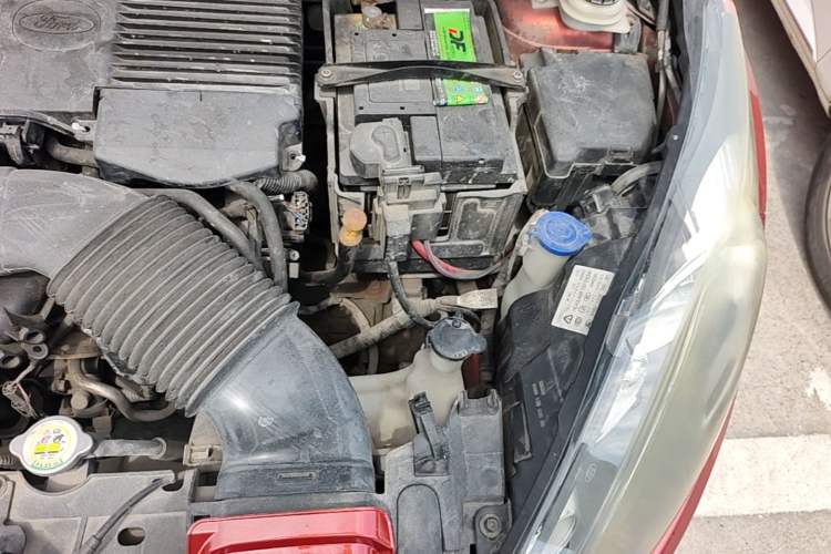 Used Ford Fiesta 2009 Hatchback 1.5L Automatic Sport Model Engine Bay Left