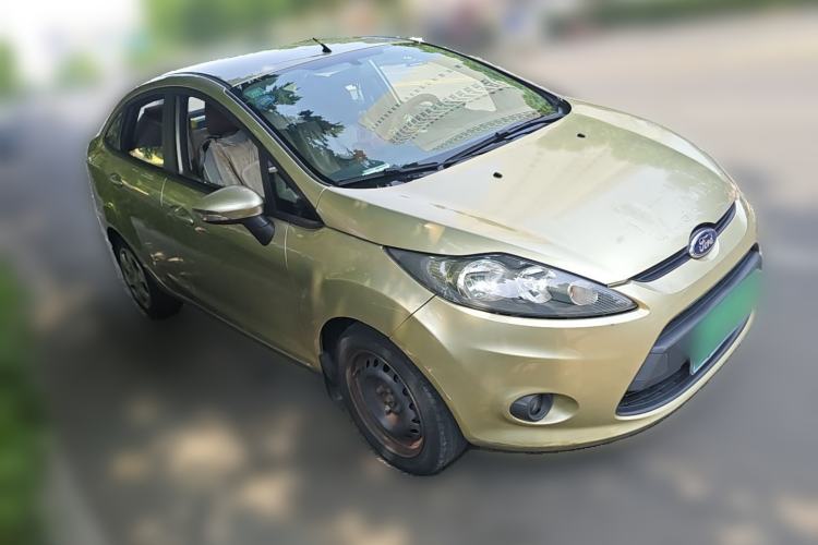 Used Ford Fiesta 2009 Sedan 1.5L Manual Fashion Edition Front Right 45 Deg