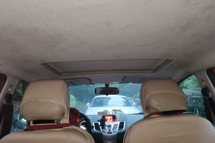 Used Ford Fiesta 2009 Hatchback 1.5L Automatic Sport Model Headliner