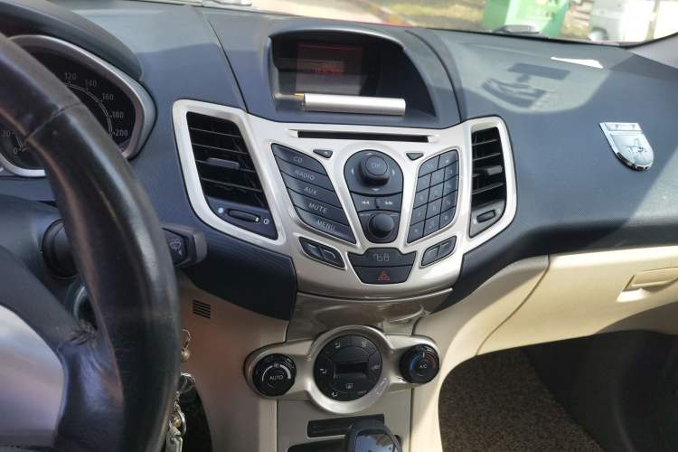 Used Ford Fiesta 2009 Sedan 1.5L Automatic Luxury Model Audio And AC Panel