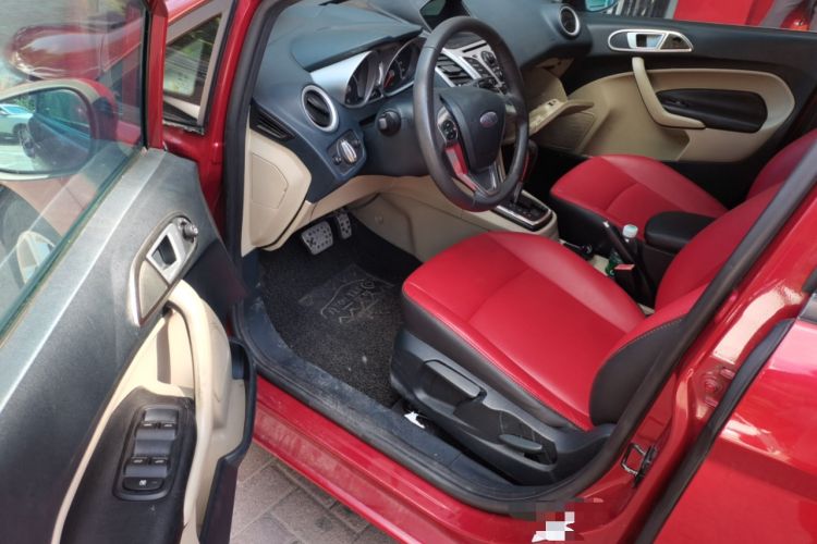 Used Ford Fiesta 2009 Hatchback 1.5L Automatic Fashion Edition Driver Seat