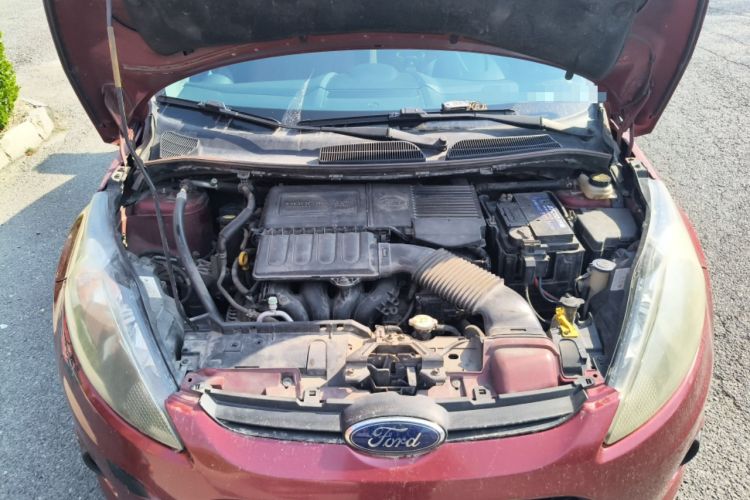 Used Ford Fiesta 2009 Sedan 1.5L Manual Fashion Edition Engine Bay
