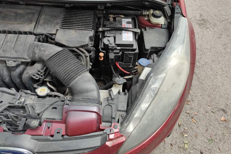 Used Ford Fiesta 2009 Sedan 1.5L Automatic Fashion Edition Engine Bay Left