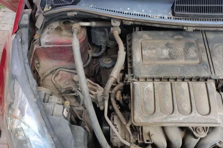 Used Ford Fiesta 2009 Hatchback 1.5L Automatic Fashion Edition Engine Bay Right