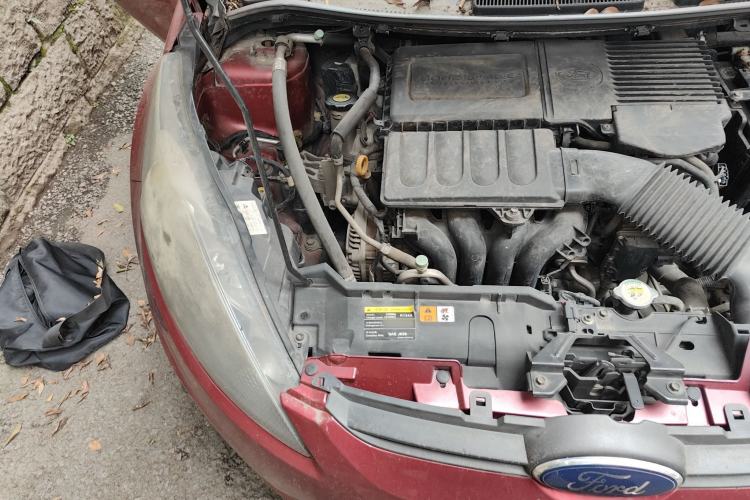 Used Ford Fiesta 2009 Sedan 1.5L Automatic Fashion Edition Engine Bay Right