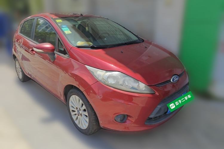 Used Ford Fiesta 2009 Hatchback 1.5L Automatic Fashion Edition Front Right 45 Deg