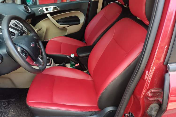 Used Ford Fiesta 2009 Hatchback 1.5L Automatic Fashion Edition Left Front Seat