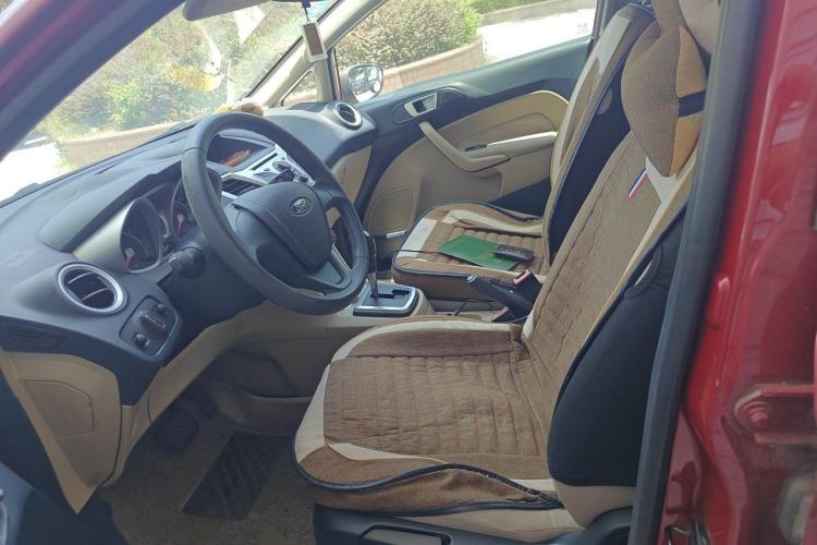 Used Ford Fiesta 2009 Hatchback 1.5L Automatic Fashion Edition Left Front Seat