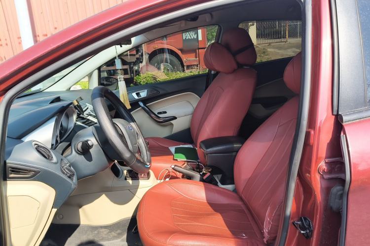 Used Ford Fiesta 2009 Sedan 1.5L Manual Fashion Edition Left Front Seat