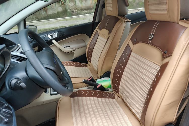 Used Ford Fiesta 2009 Sedan 1.5L Automatic Fashion Edition Left Front Seat
