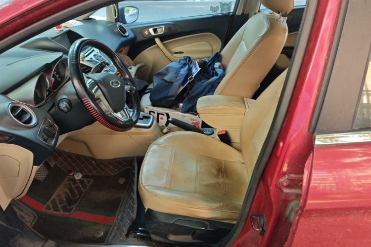 Used Ford Fiesta 2009 Hatchback 1.5L Automatic Fashion Edition Left Front Seat