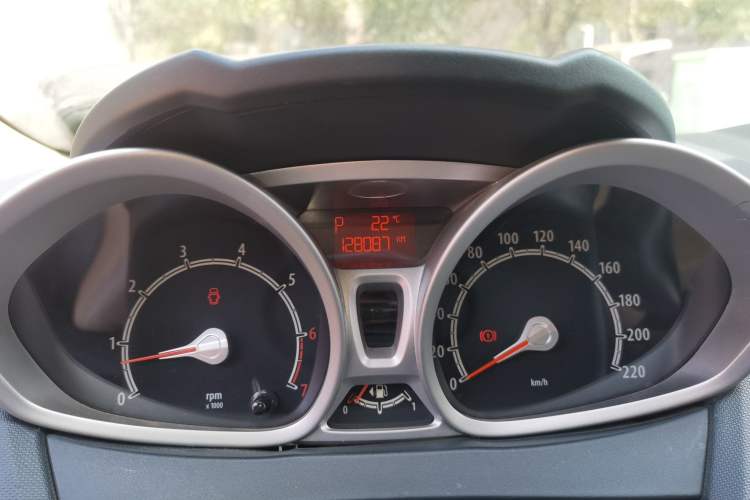 Used Ford Fiesta 2009 Sedan 1.5L Automatic Luxury Model Odometer Close Up