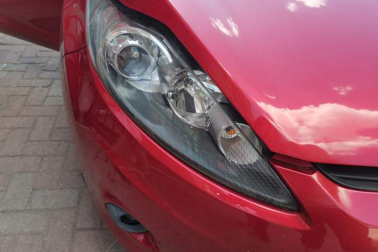 Used Ford Fiesta 2009 Hatchback 1.5L Automatic Fashion Edition Right Front Headlight