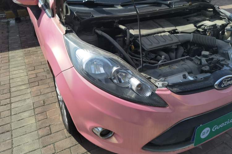 Used Ford Fiesta 2009 Sedan 1.5L Automatic Luxury Model Right Front Headlight