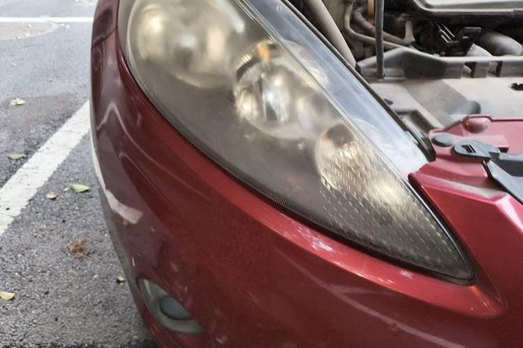 Used Ford Fiesta 2009 Hatchback 1.5L Manual Fashion Edition Right Front Headlight