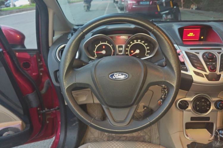 Used Ford Fiesta 2009 Hatchback 1.5L Manual Fashion Edition Steering Wheel