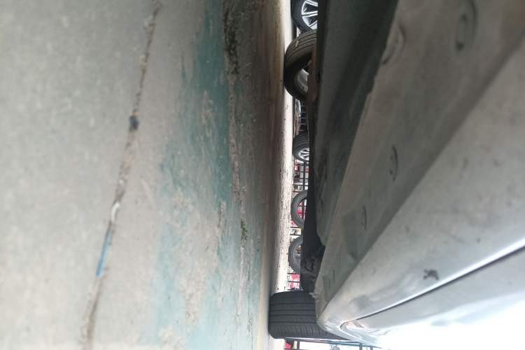 Used Ford Fiesta 2009 Sedan 1.5L Automatic Fashion Edition Chassis Front Left