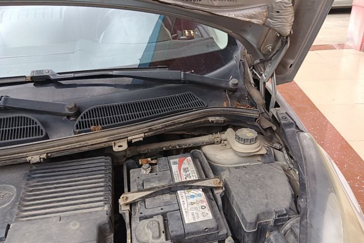 Used Ford Fiesta 2009 Sedan 1.5L Automatic Fashion Edition Engine Bay Left