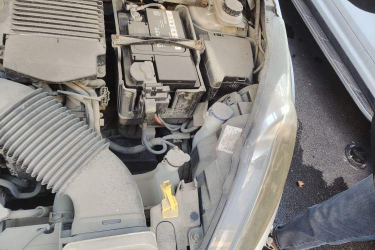 Used Ford Fiesta 2009 Hatchback 1.5L Manual Fashion Edition Engine Bay Left