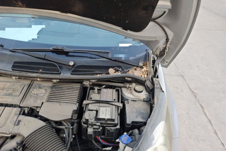 Used Ford Fiesta 2009 Hatchback 1.5L Manual Fashion Edition Engine Bay Left
