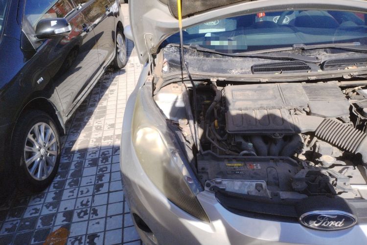 Used Ford Fiesta 2009 Sedan 1.5L Automatic Fashion Edition Engine Bay Right