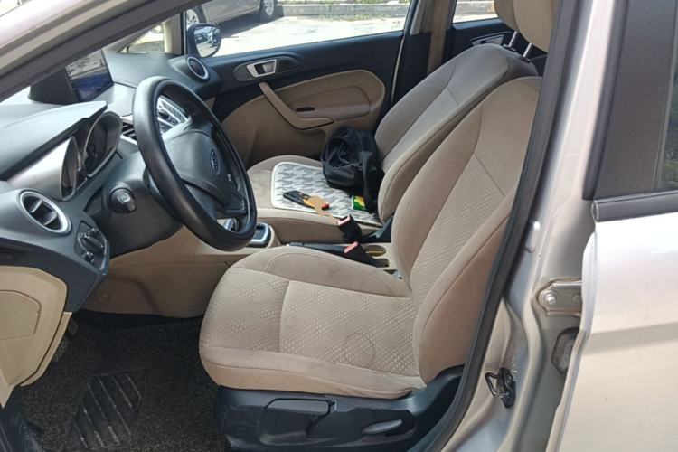 Used Ford Fiesta 2009 Sedan 1.5L Automatic Fashion Edition Left Front Seat