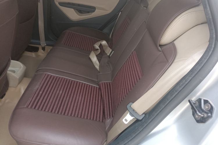 Used Ford Fiesta 2009 Sedan 1.5L Automatic Fashion Edition Left Rear Seat