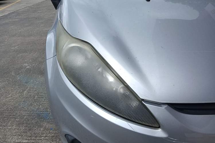 Used Ford Fiesta 2009 Sedan 1.5L Automatic Fashion Edition Right Front Headlight