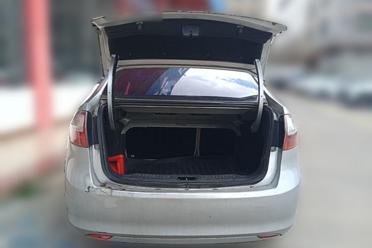 Used Ford Fiesta 2009 Sedan 1.5L Automatic Fashion Edition Trunk