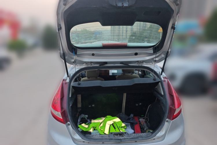 Used Ford Fiesta 2009 Hatchback 1.5L Manual Fashion Edition Trunk