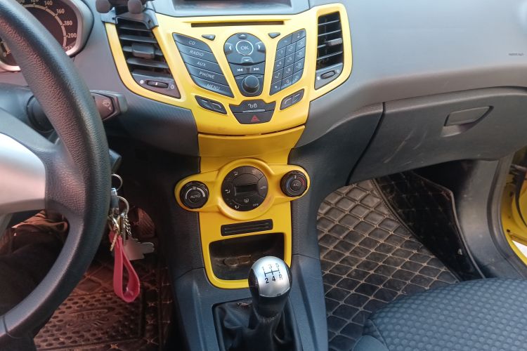 Used Ford Fiesta 2009 Hatchback 1.5L Manual Sport Model Audio And AC Panel
