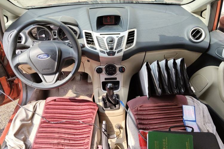 Used Ford Fiesta 2009 Hatchback 1.5L Manual Fashion Edition Center Console