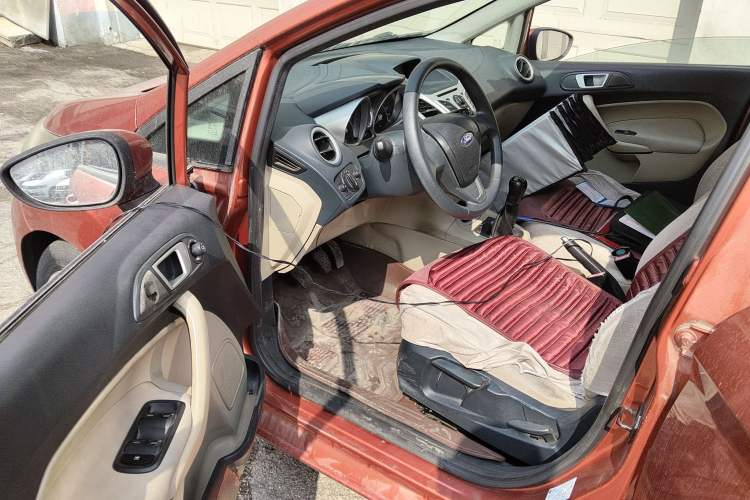 Used Ford Fiesta 2009 Hatchback 1.5L Manual Fashion Edition Driver Seat