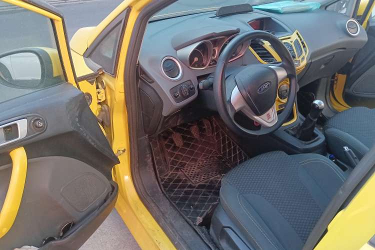 Used Ford Fiesta 2009 Hatchback 1.5L Manual Sport Model Driver Seat