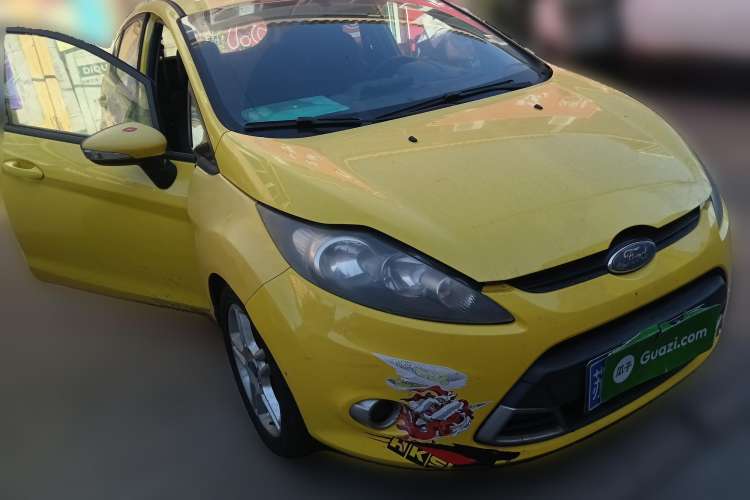 Used Ford Fiesta 2009 Hatchback 1.5L Manual Sport Model Front Right 45 Deg