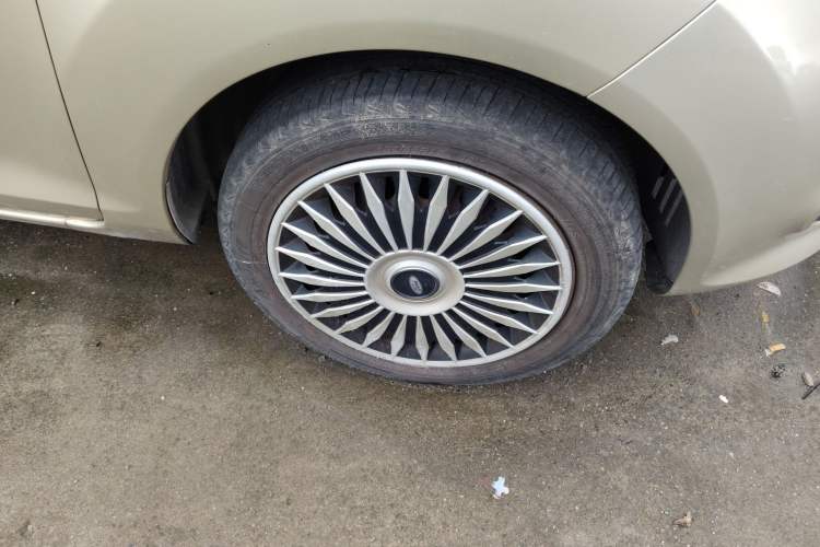 Used Ford Fiesta 2009 Sedan 1.5L Automatic Fashion Edition Right Front Wheel Hub